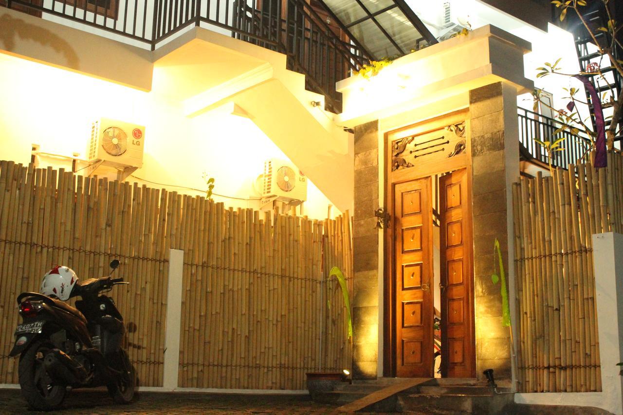 The Wayang Homestay Yogyakarta Luaran gambar