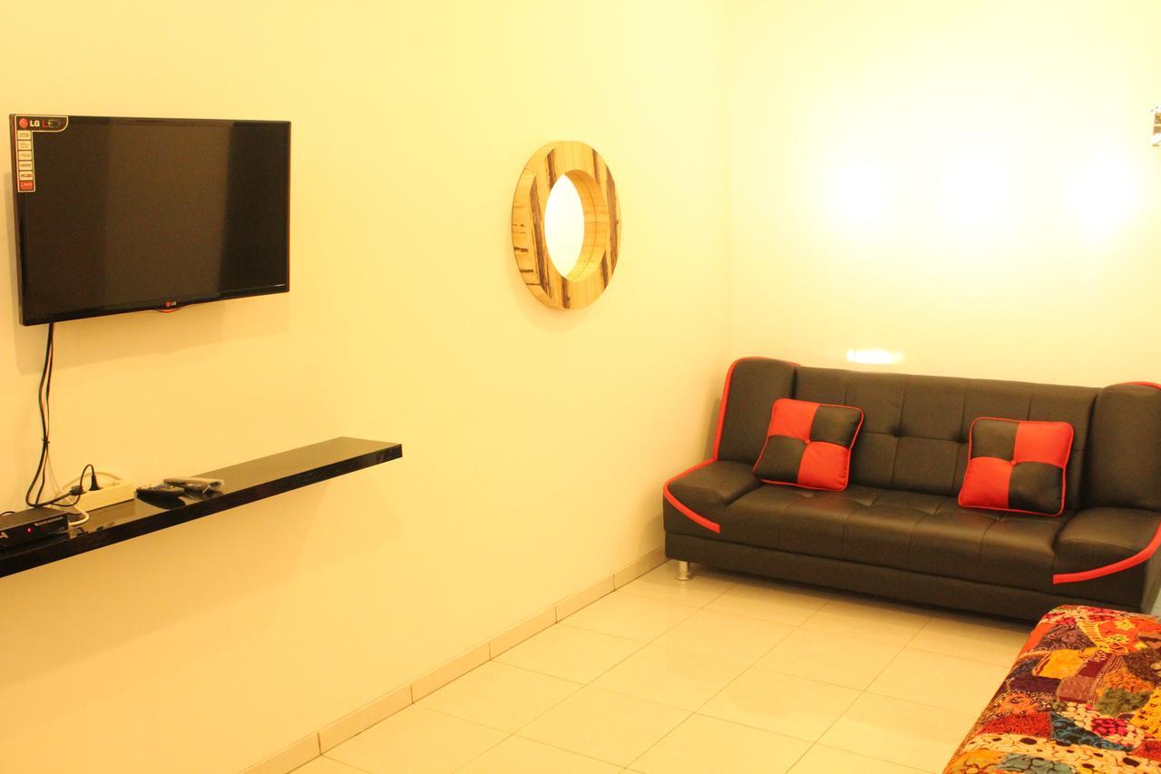 The Wayang Homestay Yogyakarta Luaran gambar
